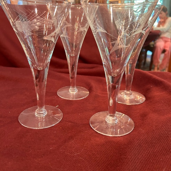 Vintage Hand Cut Wheat Pattern Goblets - Picture 3 of 6